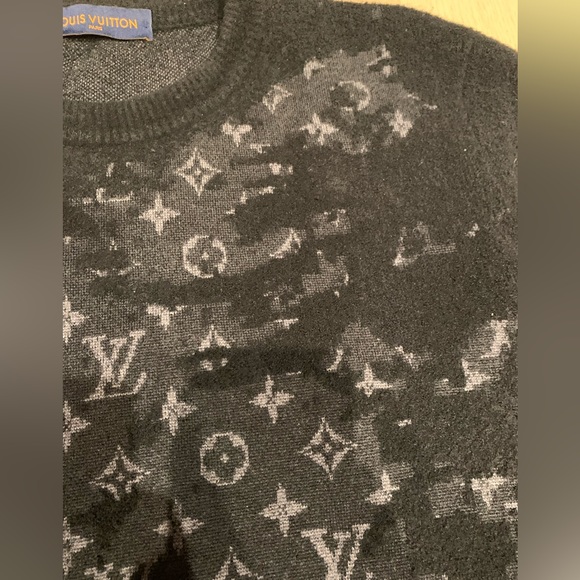 Louis Vuitton monogram black sweater size XL - Picture 9 of 11
